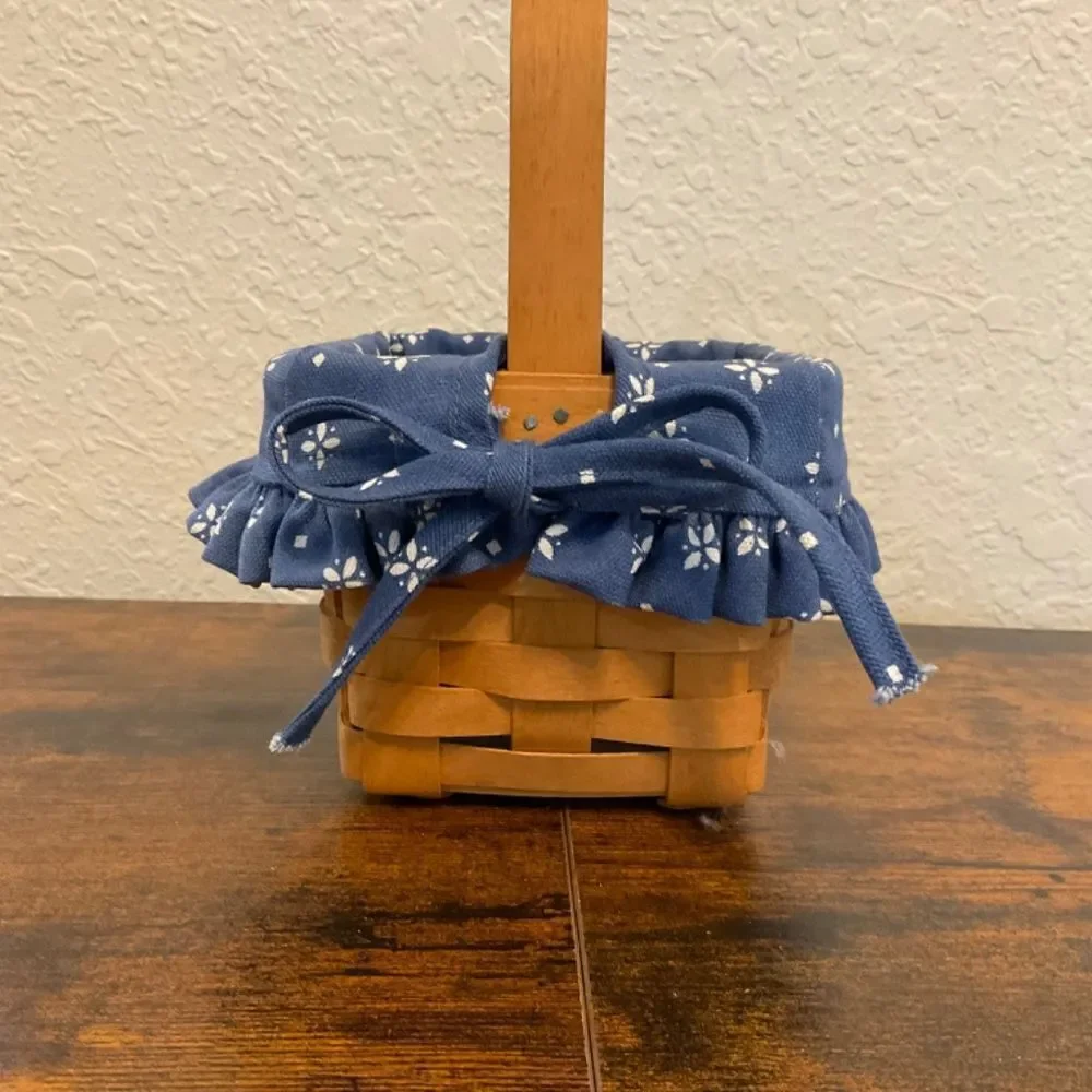 Longaberger Vintage 1996 Small Handwoven Cottagecore Blue White Flowered Basket